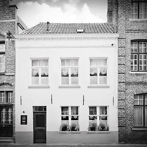 Groeninghe In The Centre Of Hébergement de vacances